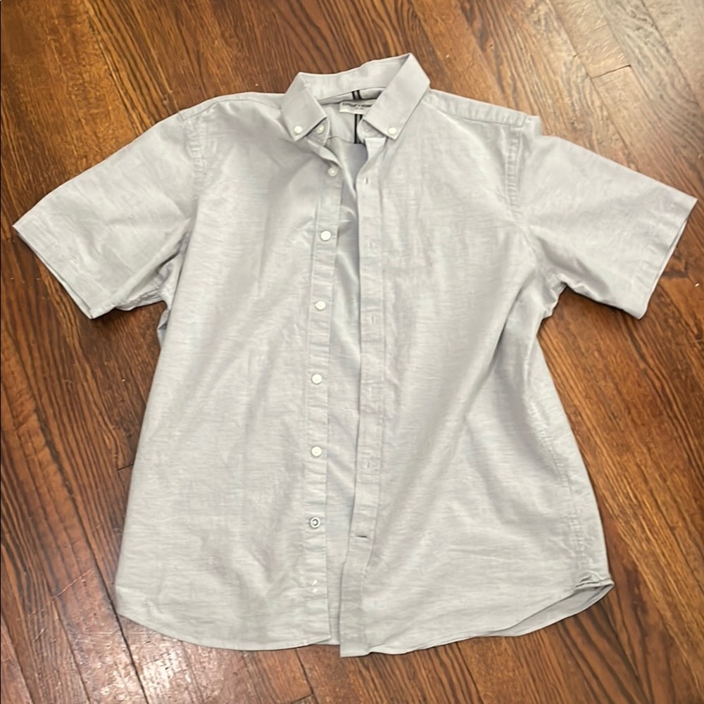 Men's Gray Short Sleeve Shirt